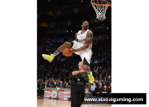 NBA 精彩扣篮集锦：飞扬空中的壮美瞬间